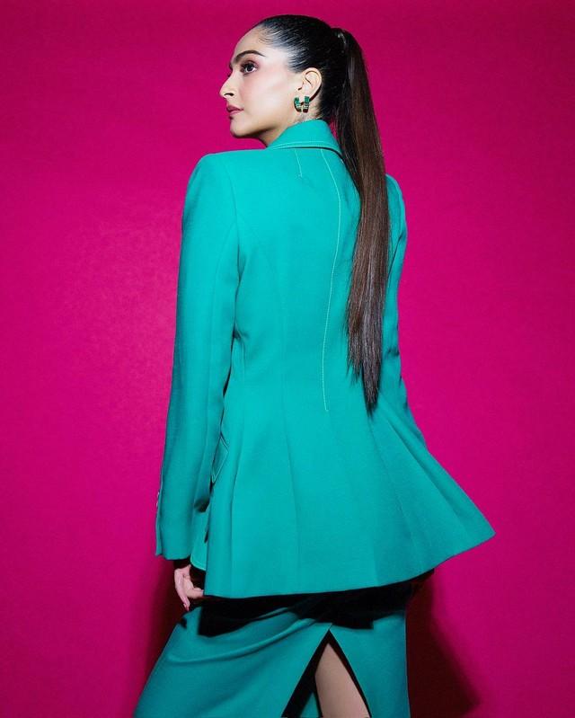 Sonam Kapoor 11