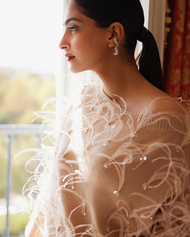 Sonam Kapoor 5