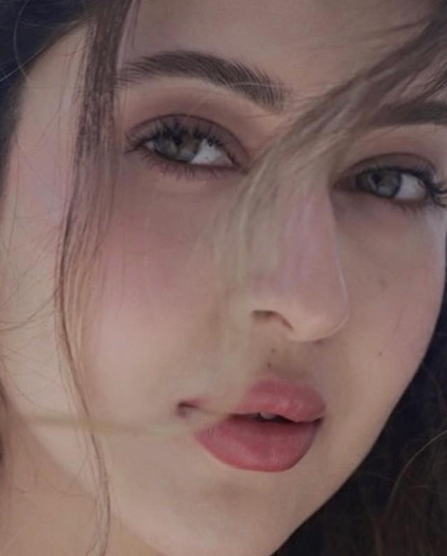 Sonarika Bhadoria 4