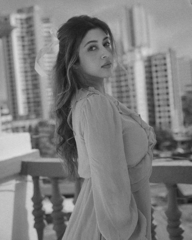 Sonarika Bhadoria 6