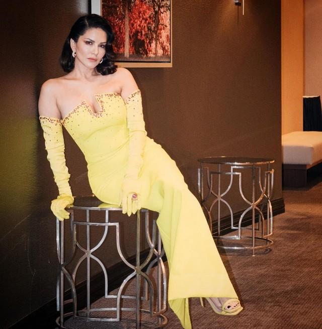 Sunny Leone 6