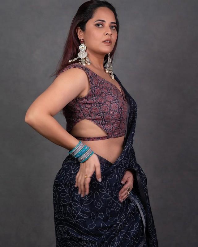 Anasuya 4