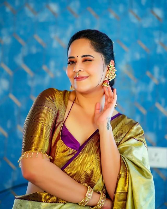 Anasuya 4