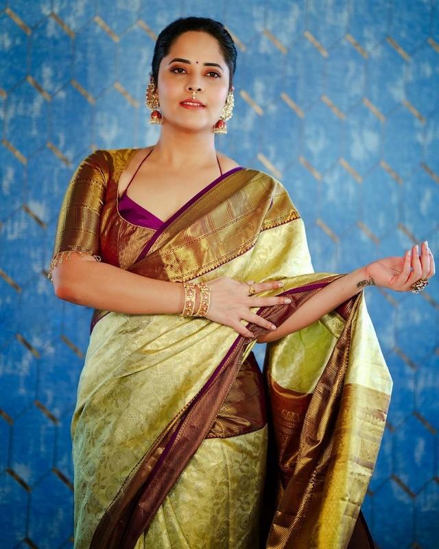 Anasuya 8