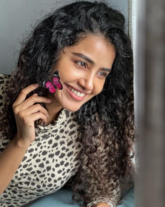 Anupama Parameswaran 8