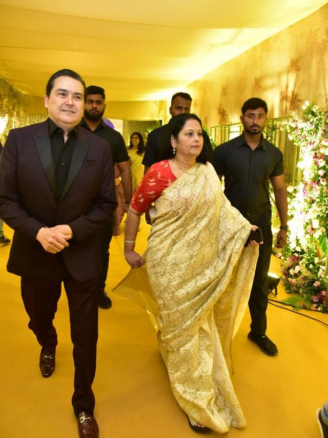 Varun Lavanya Reception Photos 20