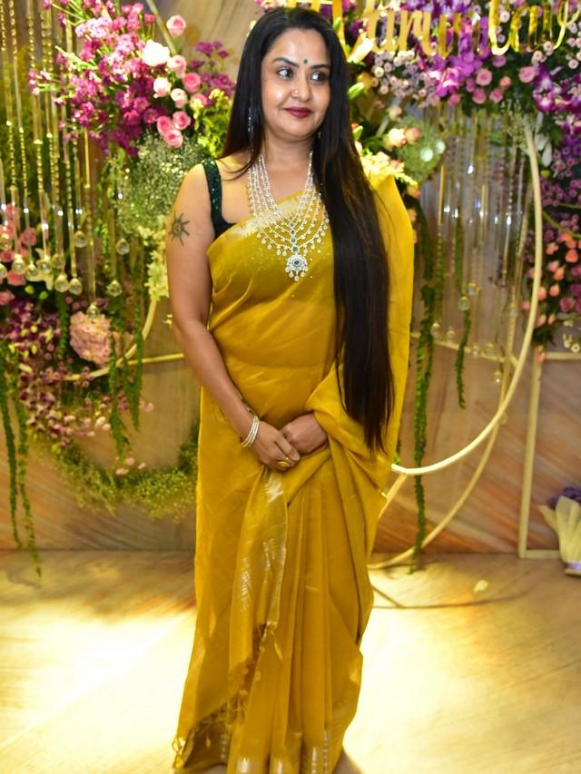 Varun Lavanya Reception Photos 29