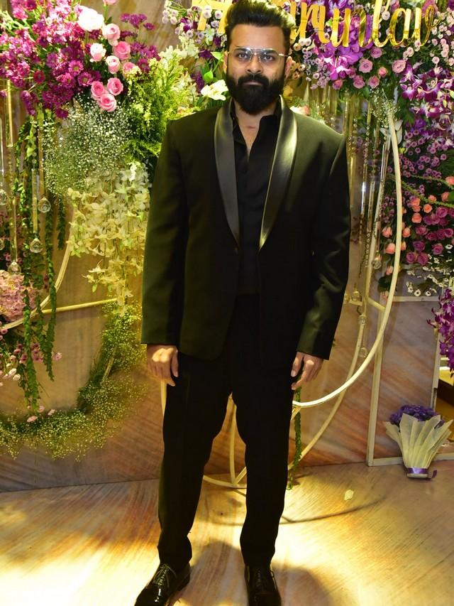 Varun Lavanya Reception Photos 46