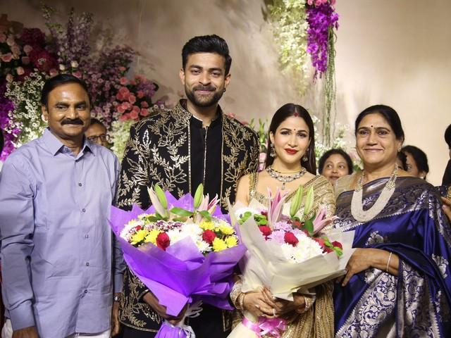 Varun Lavanya Reception Photos 16