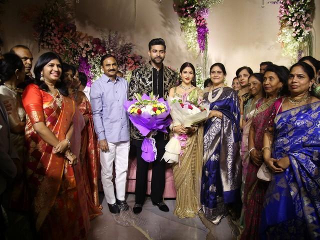 Varun Lavanya Reception Photos 19