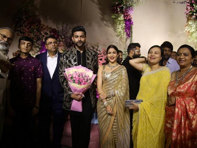 Varun Lavanya Reception Photos 34