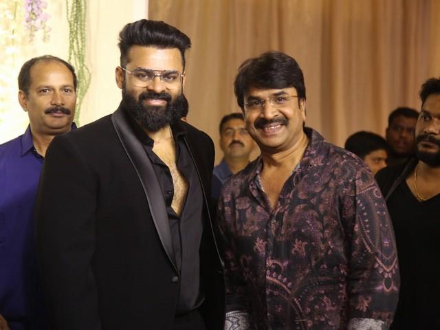 Varun Lavanya Reception Photos 52