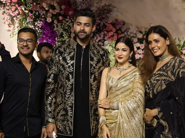 Varun Lavanya Reception Photos 69