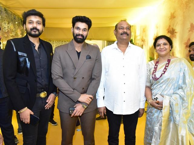 Varun Lavanya Reception Photos 18