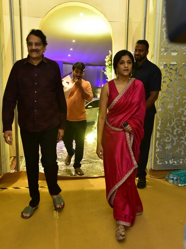 Varun Lavanya Reception Photos 21