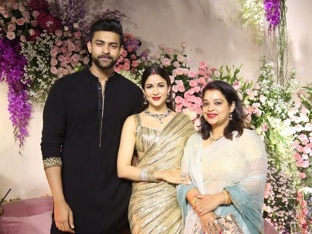 Varun Lavanya Reception Photos 36