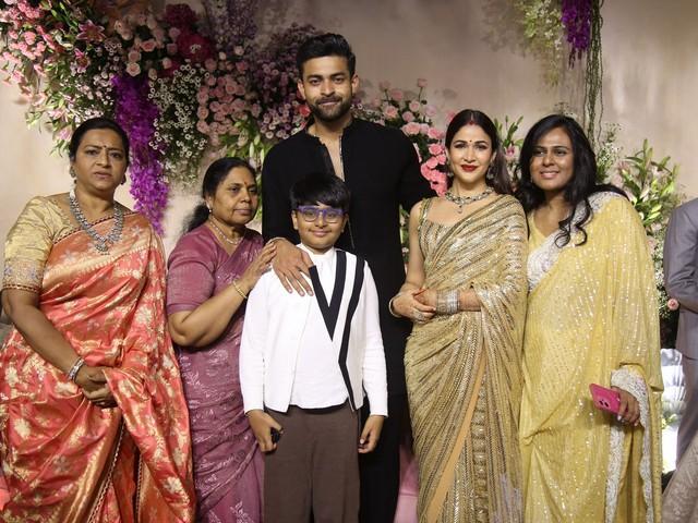 Varun Lavanya Reception Photos 57