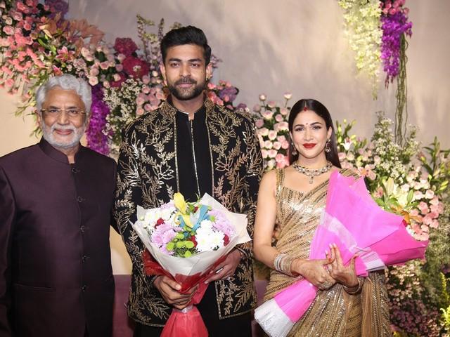 Varun Lavanya Reception Photos 15