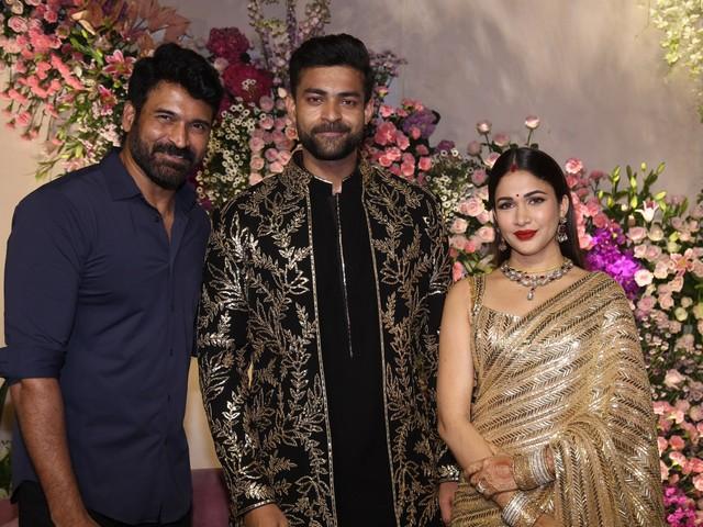 Varun Lavanya Reception Photos 24