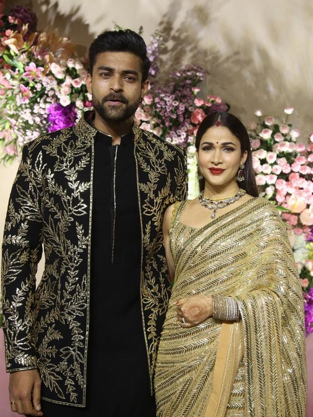 Varun Lavanya Reception Photos 3