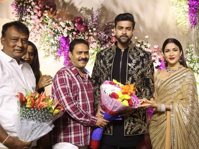 Varun Lavanya Reception Photos 33