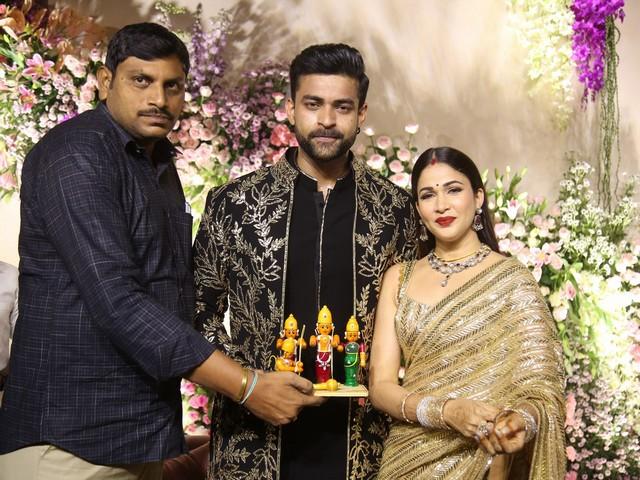 Varun Lavanya Reception Photos 35