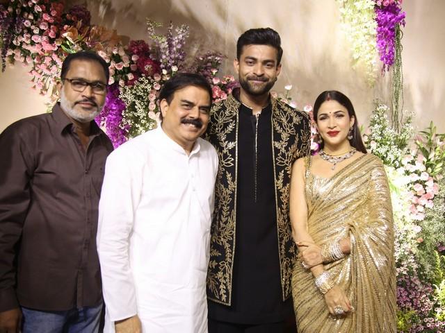 Varun Lavanya Reception Photos 38