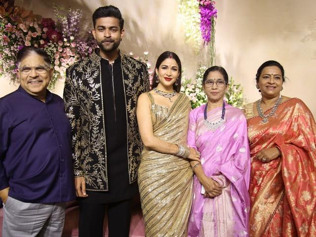 Varun Lavanya Reception Photos 43