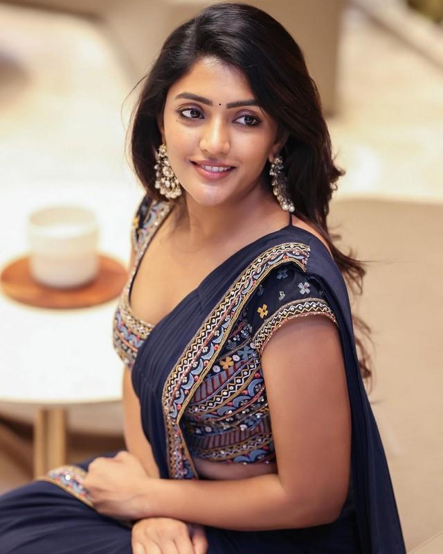 Eesha Rebba 6
