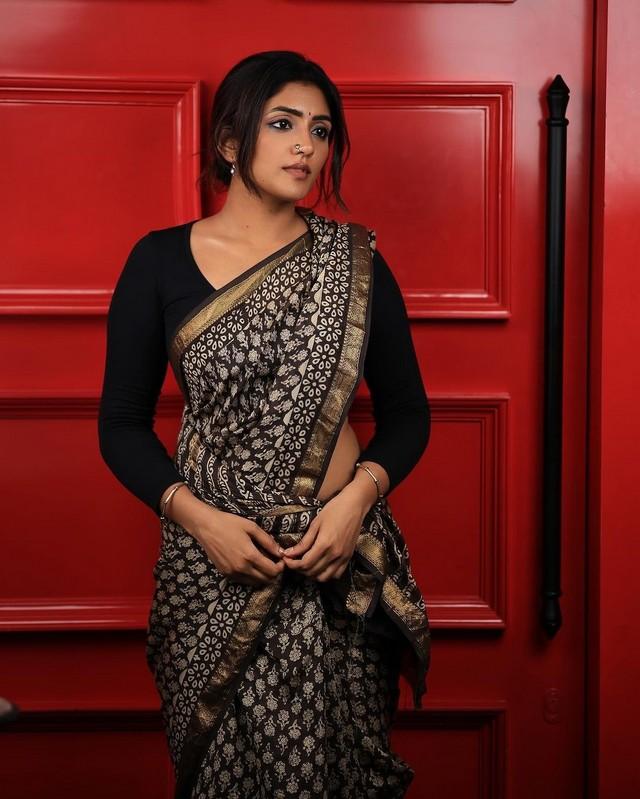 Eesha Rebba 1