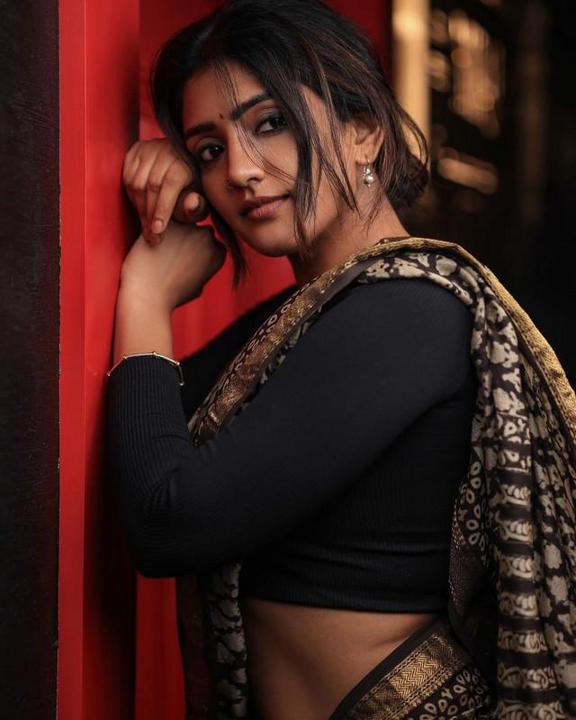 Eesha Rebba 2