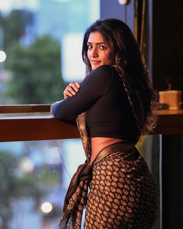 Eesha Rebba 6