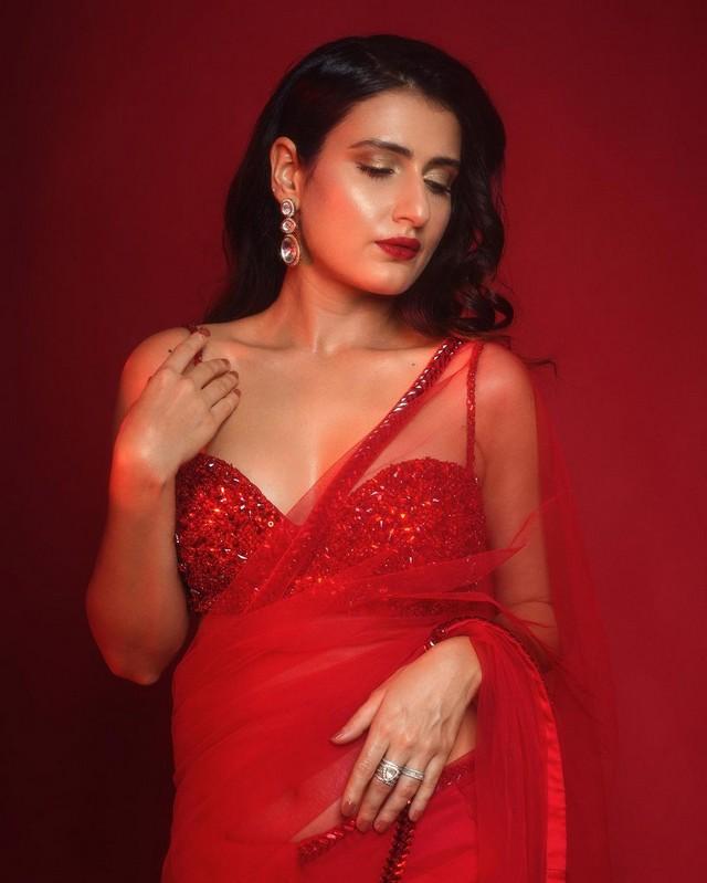 Fatima Sana Shaikh 1