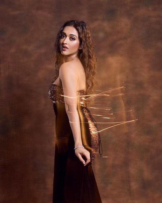 Gayatri Bhardwaj 3
