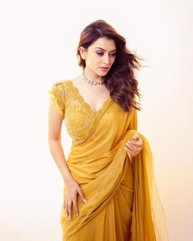 Hansika Motwani 9