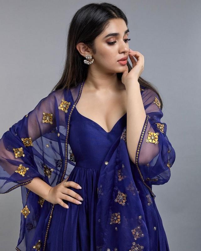 Krithi Shetty 7