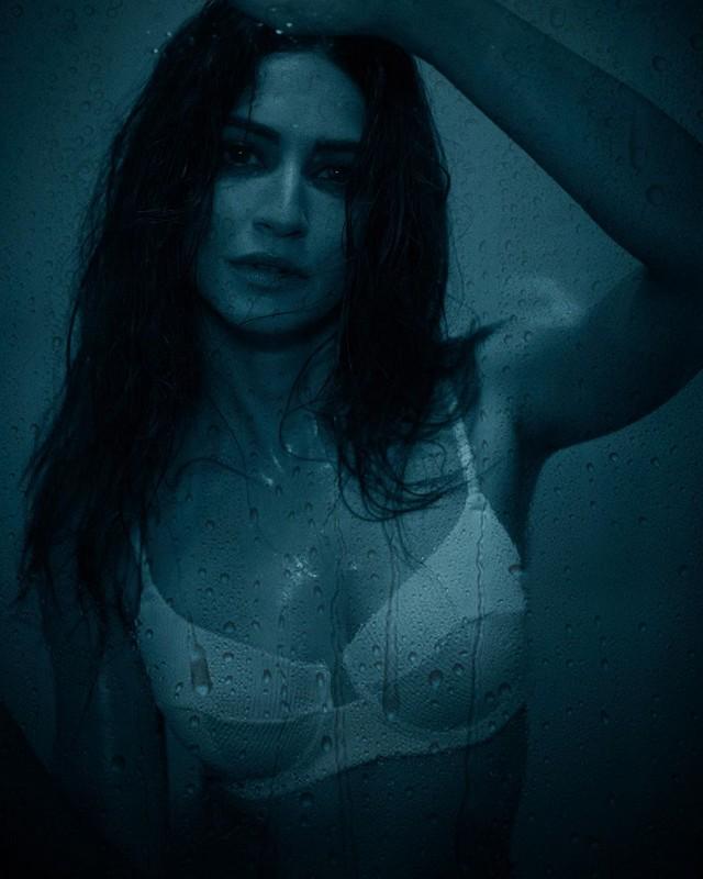 Kriti Kharbanda 8