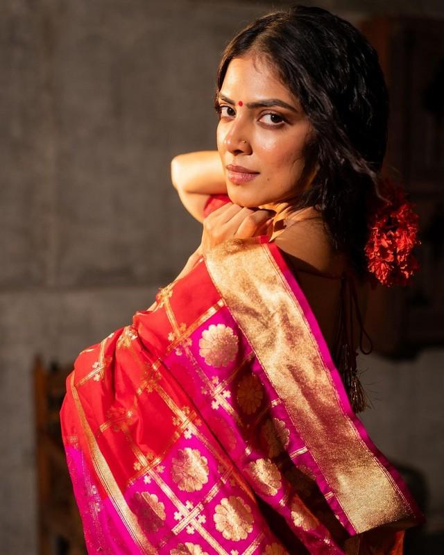 Malavika Mohanan 6