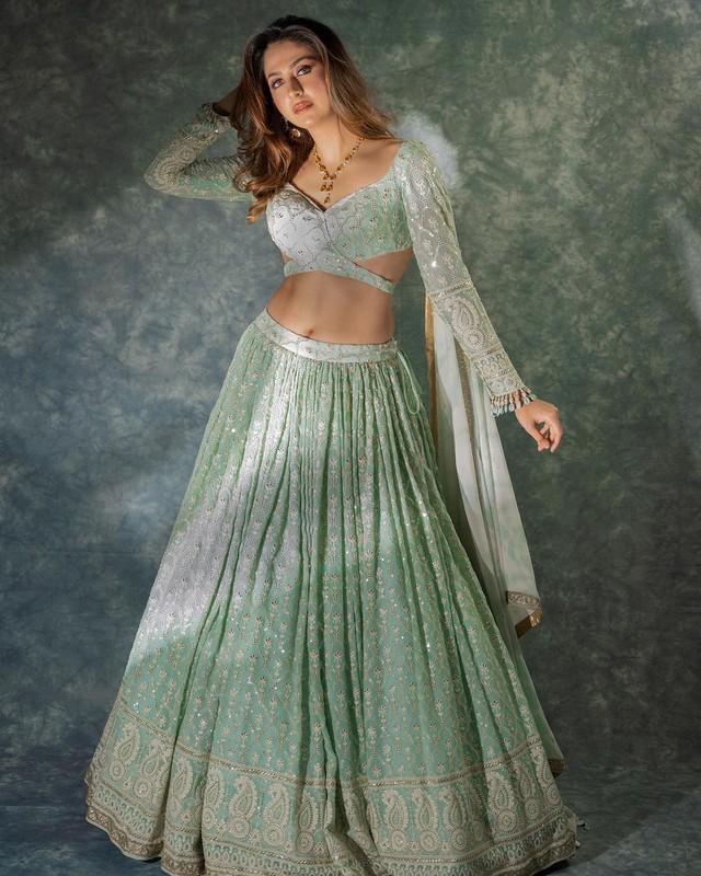 Malvika Raaj 1