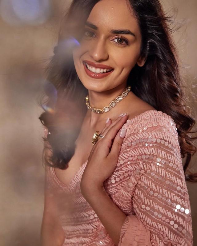 Manushi Chhillar 3