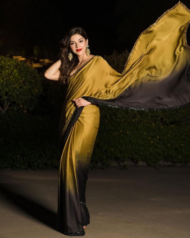 Mehreen Pirzadaa 4