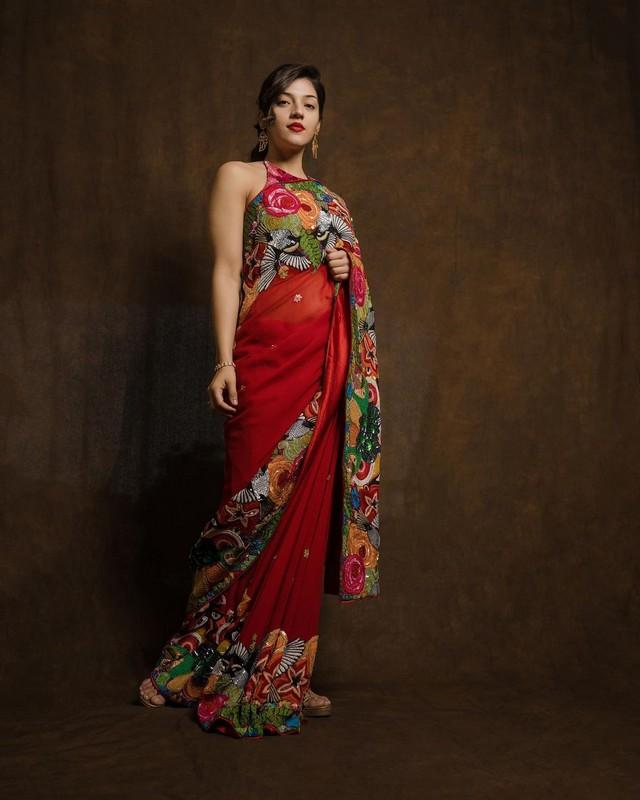 Mehreen Pirzadaa 7