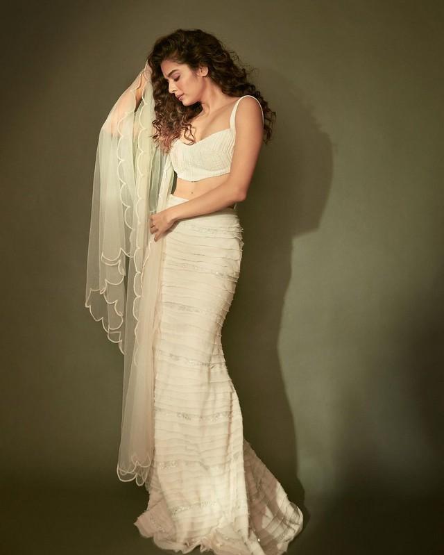 Mithila Palkar 9