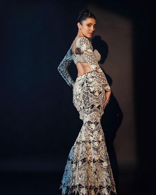 Neha Shetty 8