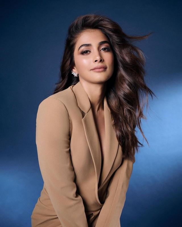 Pooja Hegde 5