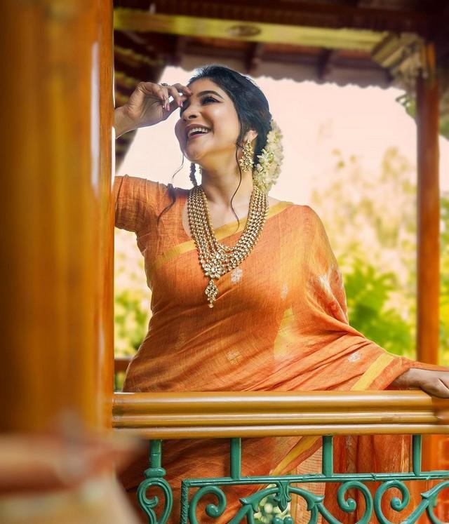 Sakshi Agarwal 1
