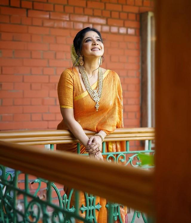 Sakshi Agarwal 10