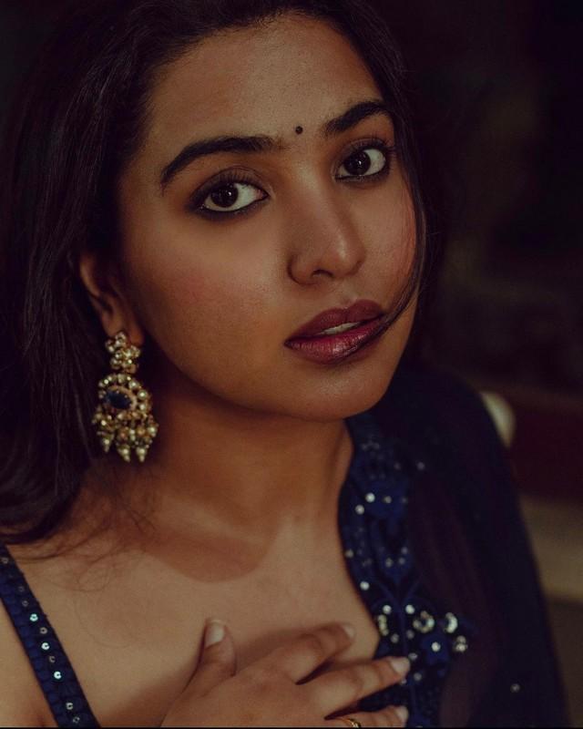 Shivathmika Rajashekar 10