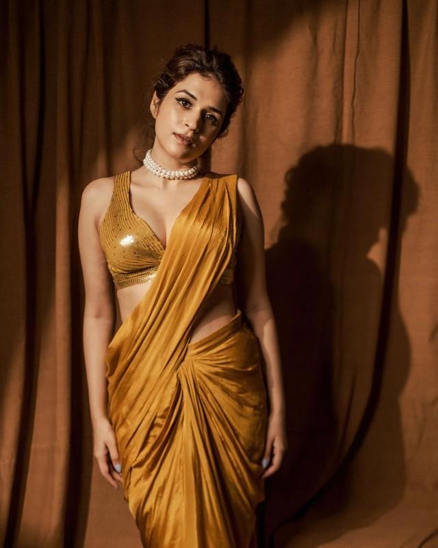 Shraddha Das 9