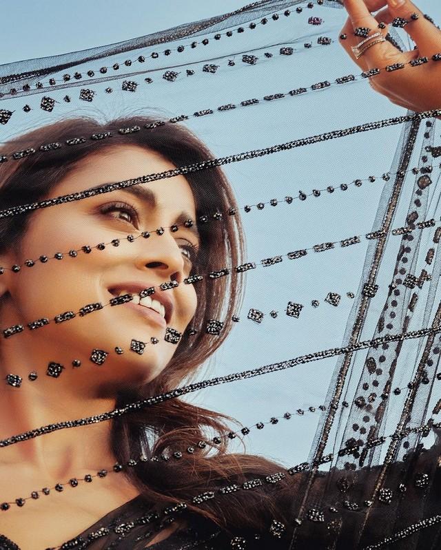 Shriya Saran 10